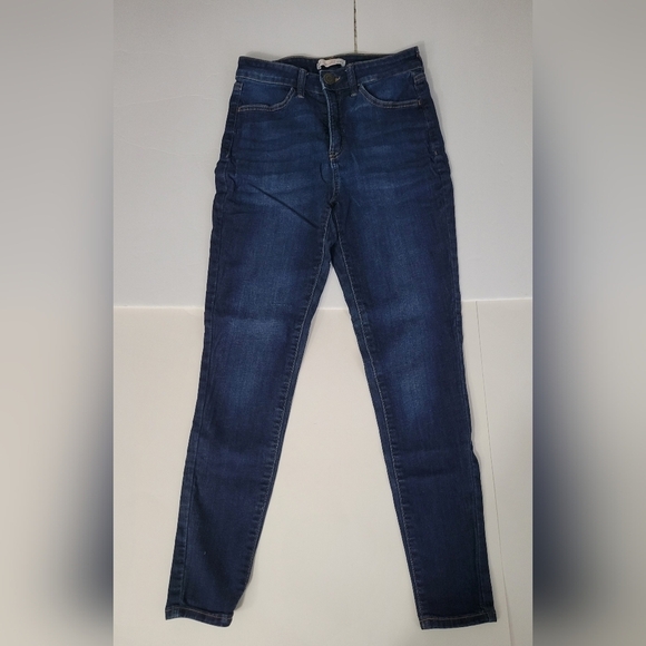 SO Dark Blue Wash High Rise Curvy Fit Jegging Denim Juniors Jeans - Picture 1 of 8